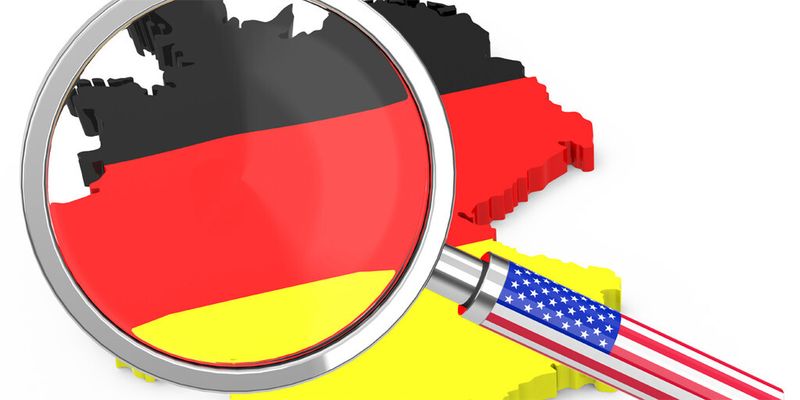 Dass man sich gegen Datenklau schützen muss, ist spätestens seit den Enthüllungen durch Edward Snowden deutlich geworden. Verschiedene Initiativen streben daher verbindliche Richtlinien auf nationaler und europäischer Ebene an.