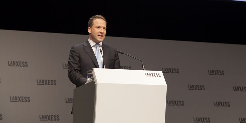 Matthias Zachert, Chairman of the Board of Management of Lanxess, will also lead the segments Performance Polymers and Advanced Intermediates on a temporary basis.