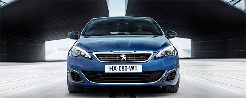 Peugeot macht den kompakten 308 zum Alltags-Sportler. In den neuen GT-Varianten erhalten Limousine und Kombi einen besonders starken Benziner und einen wuchtigen Diesel.