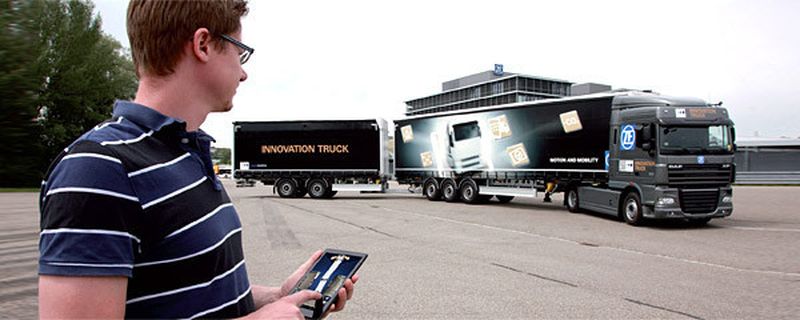 Auf der IAA Nutzfahrzeuge 2014 zeigen auch viele Zulieferer ihre Entwicklungen. Ob fern-rangierbarer Lastkraftwagen, innermotorische Konzepte oder Fahrerassistenz – die Bandbreite der Innovationen ist groß.