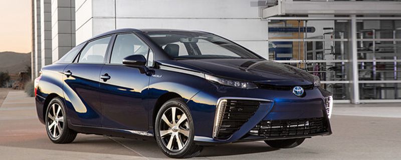 Toyota hat sein Brennstoffzellenfahrzeug Mirai in Los Angeles der Öffentlichkeit vorgestellt. In Deutschland ist das Auto ab Dezember 2015 erhältlich.