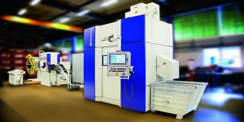 Mehr Produktivität und Flexibilität verspricht die neue Feintool-Presse XFT 1500speed. Sie eröffnet dem Anwender weitere Bereiche für das Feinschneiden.