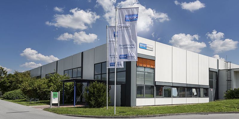 Die Produktionshallen von BMK befindet sich in der Näher der Augsburger Universität.