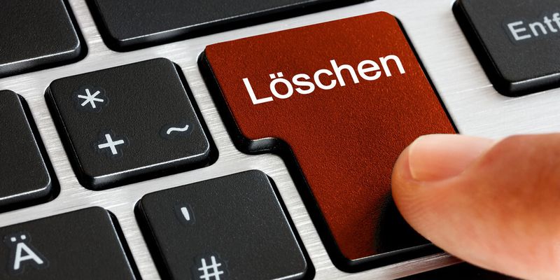 Viele Verwaltungseinheiten arbeiten mit veralteten Softwarelösungen, die den rasant ansteigenden Datenmengen und ihren immer komplexeren Speichermöglichkeiten nicht mehr gewachsen sind. Hier sind Lösungen gefragt, die ein revisionssicheres Datenlöschmanagement vom Server bis zum mobilen Endgerät ermöglichen.