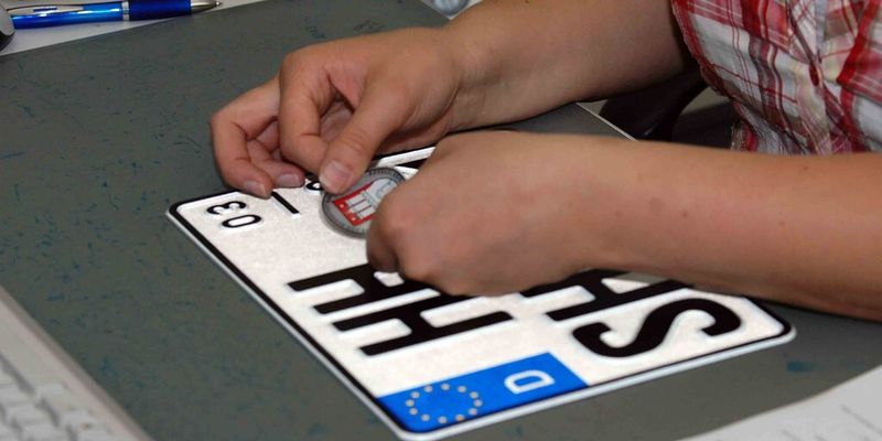 Selbst ist der Fahrzeughalter