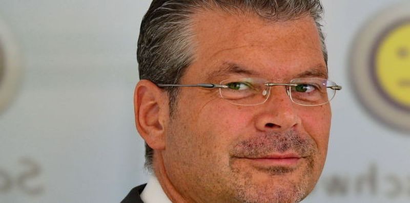 „Unser Geschäftsmodell beinhaltet die Vorfinanzierung von Technologie, sodass wir an jeder späteren Patientenversorgung 50 Prozent Erlösanteil realisieren können“, Dr. Achim Hein, Geschäftsführer Evocare Telemedizin.