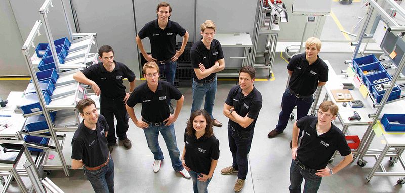 The TU Darmstadt report, entitled ‘Cellular Manufacturing to enable Lean Machining’, was prepared by Stefan Seifermann (front left), Jörg Böllhoff (third right), Eberhard Abele and Joachim Metternich (not pictured) as well as technician Christoph Schwarz (2nd row right).