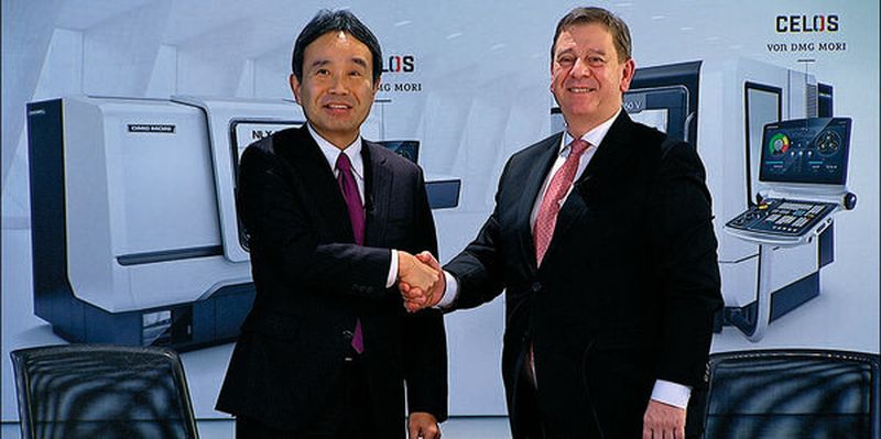 Aus zwei wird eins: Dr. Masahiko Mori, Präsident der DMG Mori Seiki Co. Ltd. (l.), und Dr. Rüdiger Kapitza, Vorstandsvorsitzender der DMG Mori Seiki AG, haben ein entsprechendes Cooperation Agreement unterschrieben.