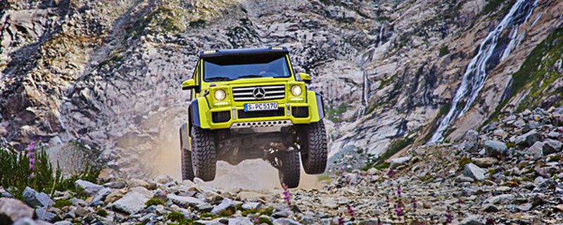 Noch will sich Daimler nicht auf eine Serienproduktion festlegen: Fahren konnten wir den Prototypen G500 4x4² aber bereits. Vor allem im Gelände leistet das Fahrzeug Beachtliches.