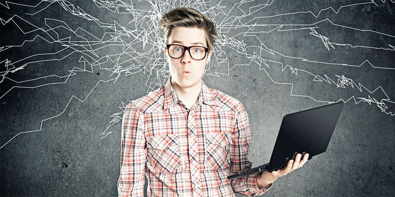 Die Sorge, dass durch Cloud Computing Arbeitsplätze en masse vernichtet werden, trifft nach Ansicht des Autoren nicht zu. Vielmehr steigen die Karrierechancen für IT-Fachkräfte mit fundierten Cloud Computing-Kenntnissen.