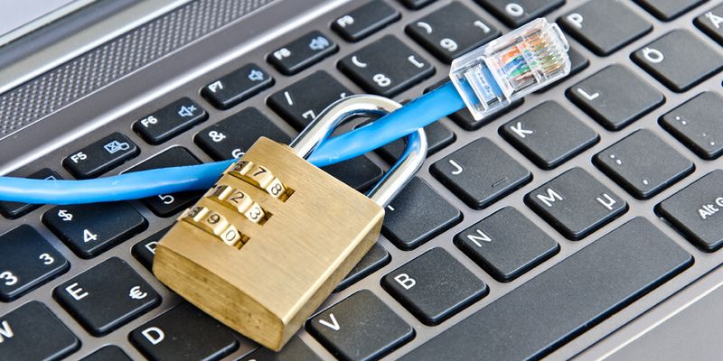 Der von Gemalto veröffentlichtre Data Security Confidence Index 2015 zeigt eine große Diskrepanz zwischen gefühlter und tatsächlicher Sicherheit beim Perimeterschutz. 33 Prozent der Befragten glauben, ihr Netzwerk sei nicht sicher vor unautorisierten Zugriffen.