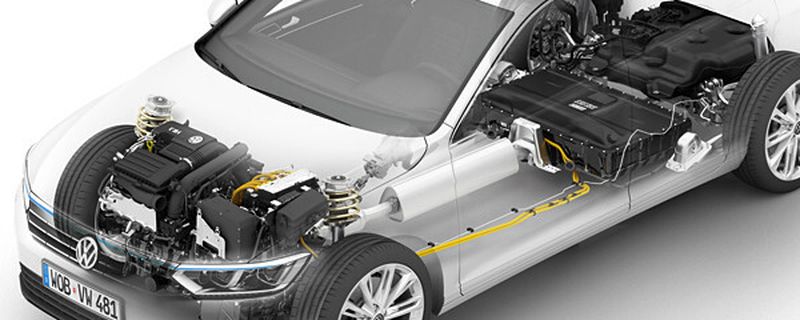 Der Volkswagen-Konzern wird das Limit der Pkw-Flotte von 95 g CO2/km je Fahrzeug bis zum Jahr 2020 unterschreiten. Hybrid-Antriebe spielen dabei eine wesentliche Rolle.