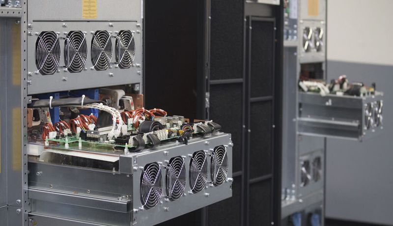 Die USV-Anlage Liebert 80-eXL ist die jüngste Generation der 80-NET USV-Serie und eignet sich für mittelgroße bis große Rechenzentren.