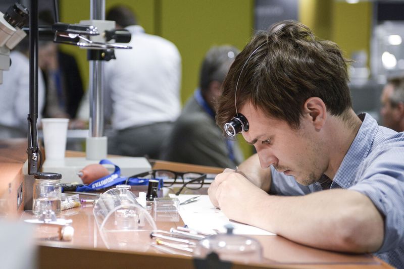 Die führende Messe in der Hochpräzisionstechnik, die EPHJ/EPMT/SMT, wird vom 2. bis 5. Juni 2015 auf der Genfer Palexpo gebündeltes Fachwissen und Innovationen rund um die Mikrotechnik bieten.