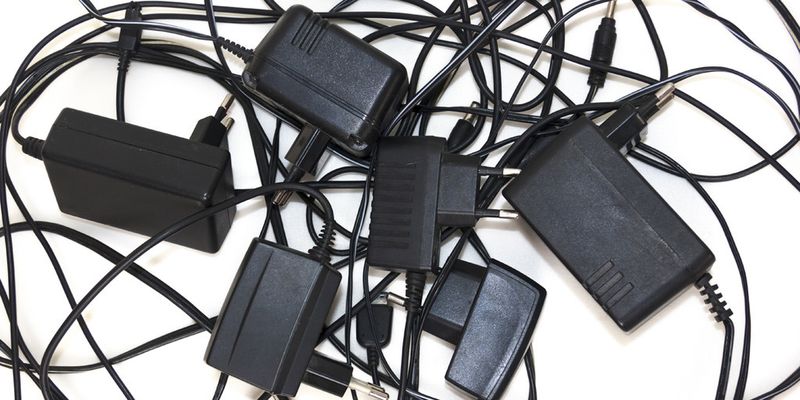 Standardisierung tut Not – spätestens seit sich zu den verschiedensten Servern und On-Premise-Anwendungen noch ein Wildwuchs an virtuellen Maschinen und nicht autorisierter Cloud-Lösungen gesellt hat.