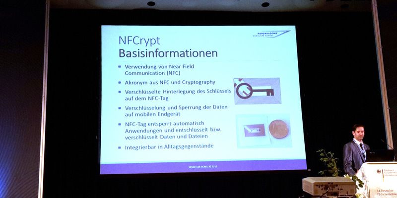 Auf dem 14. Deutschen IT-Sicherheitskongress stellte Sebastian Hönig von Hewlett-Packard Deutschland das Projekt NFCrypt vor.