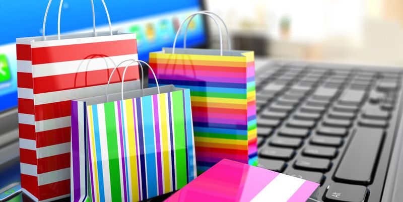 Risiken im E-Commerce-Bereich werden häufig von den Unternehmern und Mitarbeitern nicht wahrgenommen oder erheblich unterschätzt.