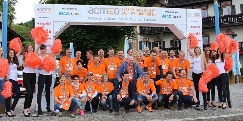 Der Start der Acmeo Systemhausrallye 2015 in Schliersee.