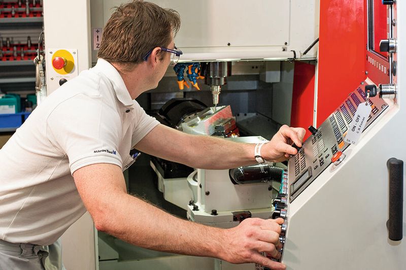 Im R&D-Zentrum der Mikron Tool werden die Werkzeug-Neuentwicklungen unter optimalen Bedingungen getestet.