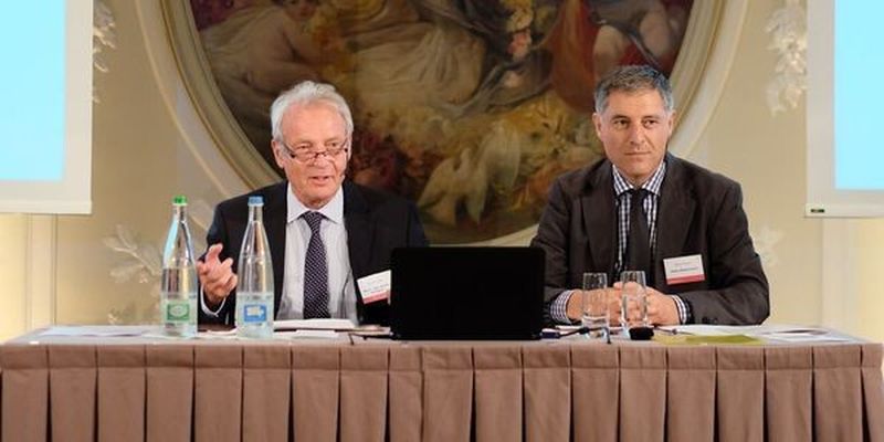 Fazit von Peter Biedermann (re.), Geschäftsführer des Medical Clusters: „Der Swiss Medtech Day hat das Potenzial, eine große Klammer um die ganze Industrie zu bilden.“