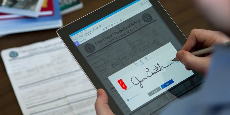 Mit der Adobe Document Cloud lassen sich Dokumente, erstellen, überprüfen, genehmigen, unterschreiben und zurückverfolgen - all das nicht nur am Desktop, sondern auch mobil und geräteübergreifend.