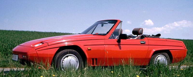 Die Ölkrise und neue Sicherheitsanforderungen machten in den 1970ern Cabrios und Roadstern zu schaffen. Nur wenige trotzten der Vernunft: wie der Reliant Scimitar.