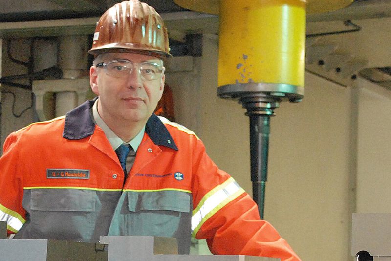 Hans-Georg Maschetzke, sales manager tool steel EU end-users, at the DEW machining and processing centre in Witten, Germany.