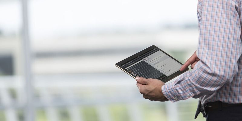 Der Cloud-Einsatz in kleinen Unternehmen ist, aus Sicherheitssicht, technischer Perspektive, hinsichtlich Kosten und auf administrativer Ebene betrachtet, gar nicht so sinnvoll, behauptet EgoSecure-Chef Sergej Schlotthauer.