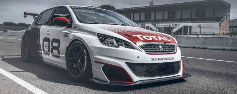 Der Tourenwagen verfügt über einen 1,6 Liter Turbo-Vierzylinder und 308 PS.