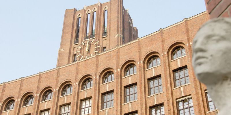 Die Berliner Geschäftsstelle von Computacenter hat ihren Sitz im Ullsteinhaus in Tempelhof. Der IT-Dienstleister steigerte den Umsatz in Deutschland im ersten Halbjahr um 14,1 Prozent auf 731 Millionen Euro.