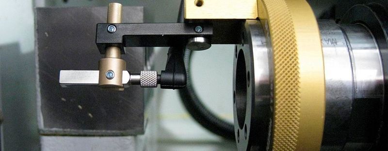 Schwartz tools and more passt Mowidec-TT an die Maschine an – etwa mit Adapterlösungen.