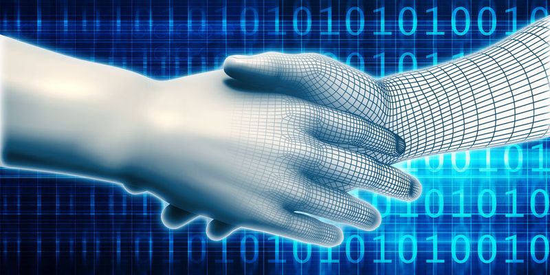 Der digitale Wandel befindet sich im Spannungsfeld von Fachkräftemangel und Compliance-Anforderungen.
