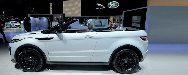 Auf der L.A. Motorshow 2015 präsentiert Land Rover den Range Rover Evoque als Cabrio.