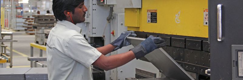 Production at Rittal India in Bangalore: The quality is the same as in Germany. This is an important factor for the company for customer satisfaction.