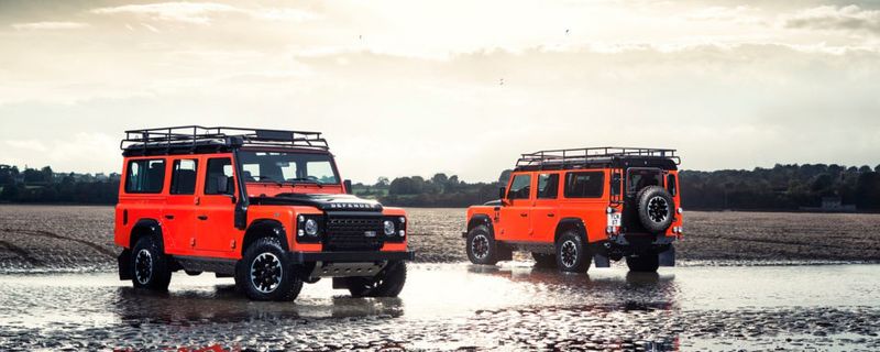 Sein Produktionsende werden viele Fans bedauern: Der Land Rover Defender geht nach 68 Jahren in Rente.