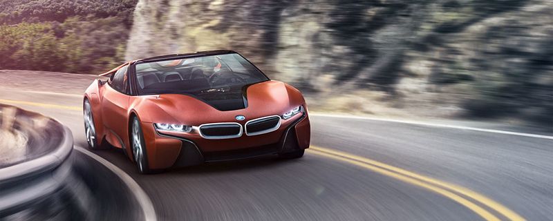 BMW zeigt auf der CES die BMW i8 Spyder-Studie. Das Concept Car gibt einen Ausblick auf das vernetzte Cockpit und das User-Interface der Zukunft.