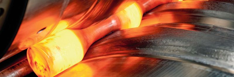 Dort, wo Bauteile für die Fortbewegung benötigt werden, ist es sinnvoll, Leichtmetalle einzusetzen. Ein geeignetes Fertigungsverfahren zur entsprechenden Herstellung ist das Querteilwalzen.