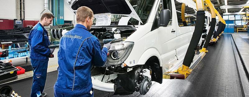 Im Daimler-Werk Düsseldorf sichert die CAQ-Software QS-Torque von CSP Verschraubungsprozesse ab.