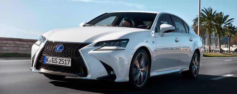 Lexus hat die obere Mittelklasse überarbeitet und bringt mit dem Modell GS einen Wettbewerber zu BMW 5er und Mercedes E-Klasse ins Rennen.