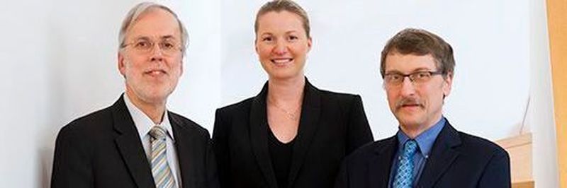 Zum 1. Januar 2016 übernahmen Prof. Dr. Katja Schenke-Layland und Dr. Christian Oehr die kommissarische Institutsleitung des Fraunhofer IGB. Unterstützt wird die Doppelspitze von apl. Prof. Dr. Steffen Rupp, dem stellvertretenden Institutsleiter.