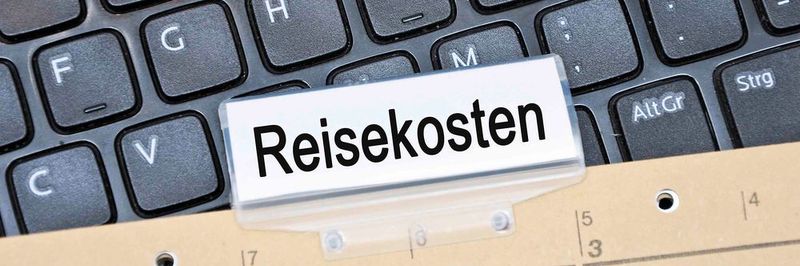 Soll in der Verwaltung des Freistaats bald Vergangenheit sein: die papiergebundenen Verwaltung von Reisekosten