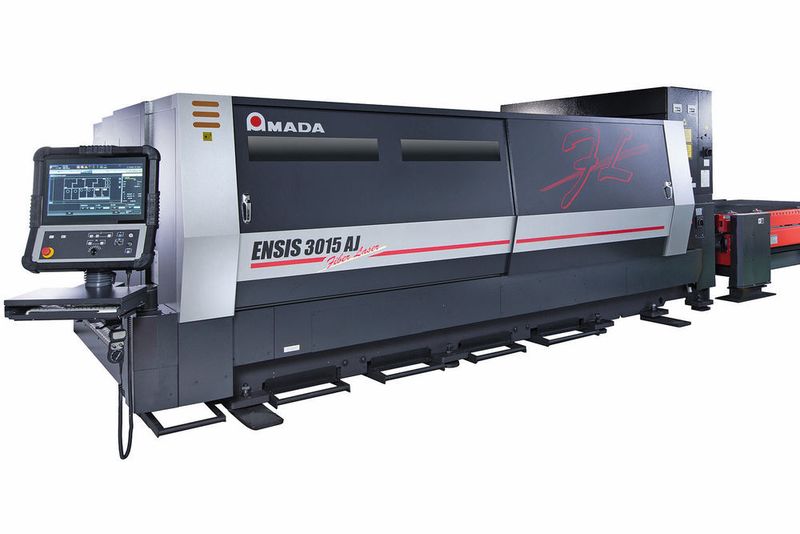 Weniger ist mehr: Die «Ensis AJ» mit automatischer Laserstrahlmodulation bearbeitet verschiedene Materialarten und -stärken.
