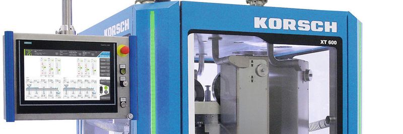 Die XT 600 von Korsch, eine Tablettenpresse zur Verarbeitung großer Chargen von Ein- und Zweischicht-Tabletten, soll durch ein bedienerfreundliches Design ein intuitives und effizientes Arbeiten gewährleisten.