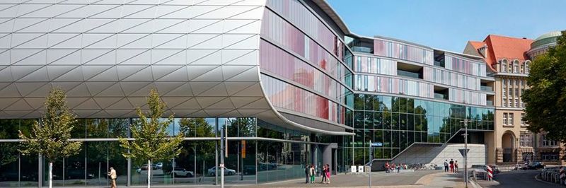 Die Standorte der Deutschen Nationalbibliothek in Frankfurt und Leipzig (hier: Leipzig) können ihre Datenbestände dank Hochdurchsatz-Verschlüsselung zukünftig in kürzester Zeit abgleichen