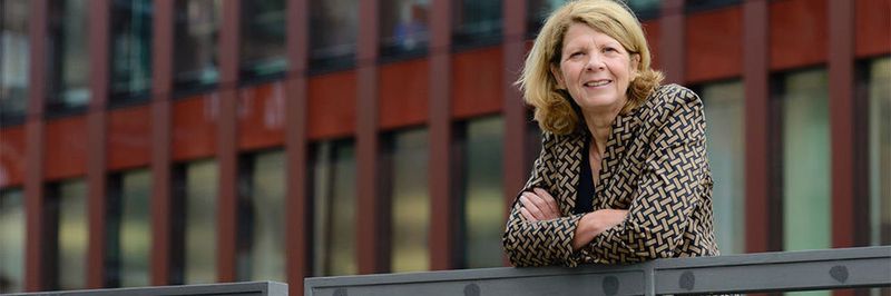 Monika Grass organisiert den Event 360 Grad DC Lounge meets CeBIT.