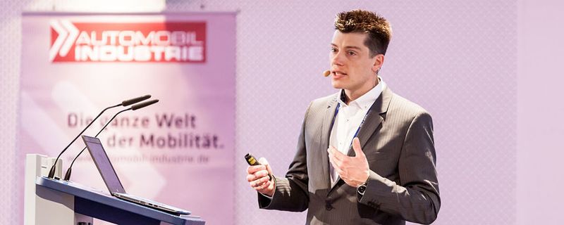 Florian Schek, BMW-Leichtbauchef, hielt die Keynote beim 5. »Automobil Industrie Leichtbau-Gipfel«.