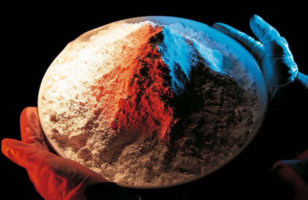 H.C. Starck Ceramics und Krahn Chemie kooperieren im Vertrieb von