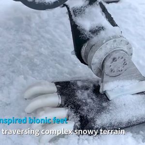 Bionic design: The Lynx S10’s foot, featuring a structure inspired by polar bear paws and “claws” for optimal grip on ice and snow.(Image: Deep Robotics)