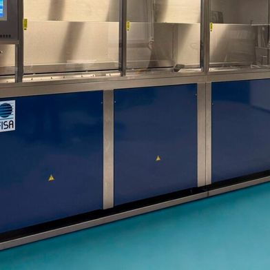 FISALABS 2 la machine compacte de nettoyage par ultrasons conçue pour les composants horlogers et joailliers. (Source : Fisa)