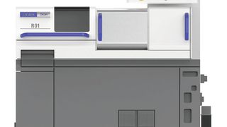 Extrêmement rapides, précises et ultra-productives : les décolleteuses CITIZEN de la série R sont très présentes dans l’industrie microtechnique suisse. Voici la toute nouvelle R01 avec un diamètre d’usinage de 1mm. (Image: Suvema)